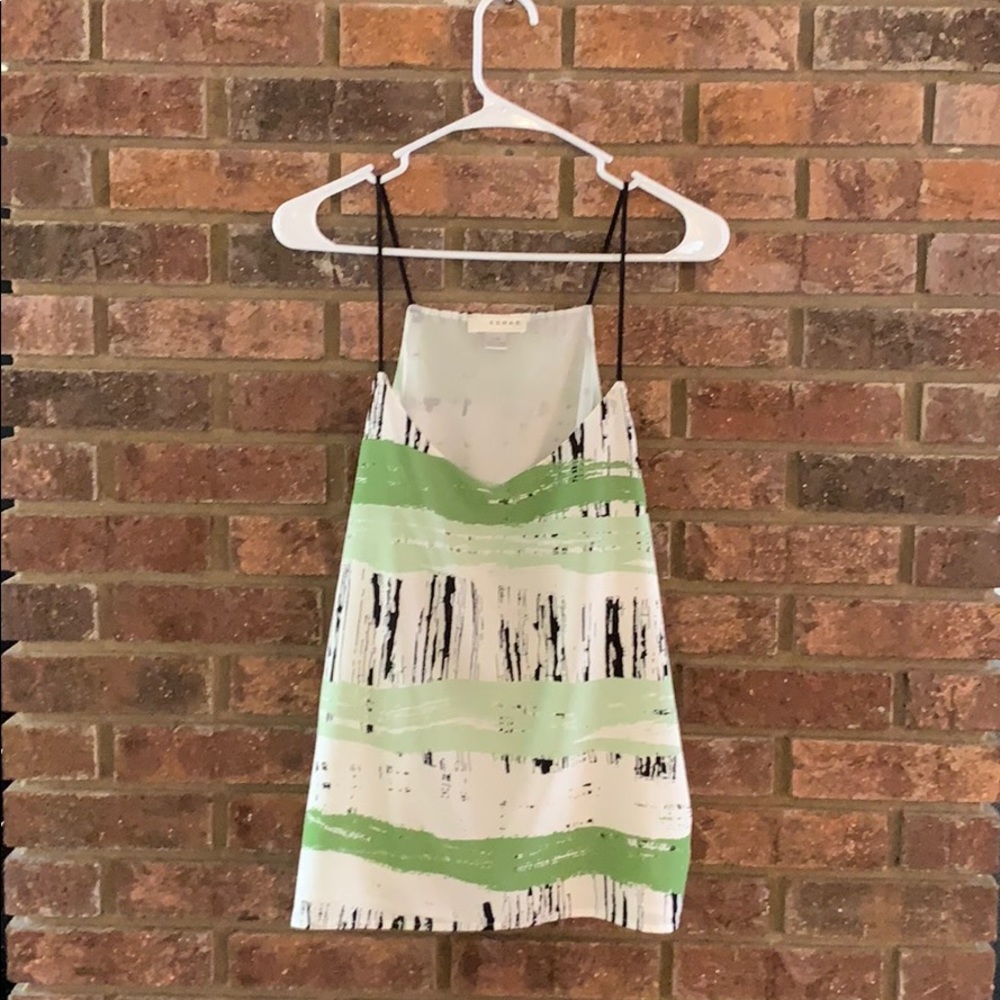 Flowy Tank